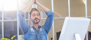 4 formas de relaxar dentro do ambiente do trabalho